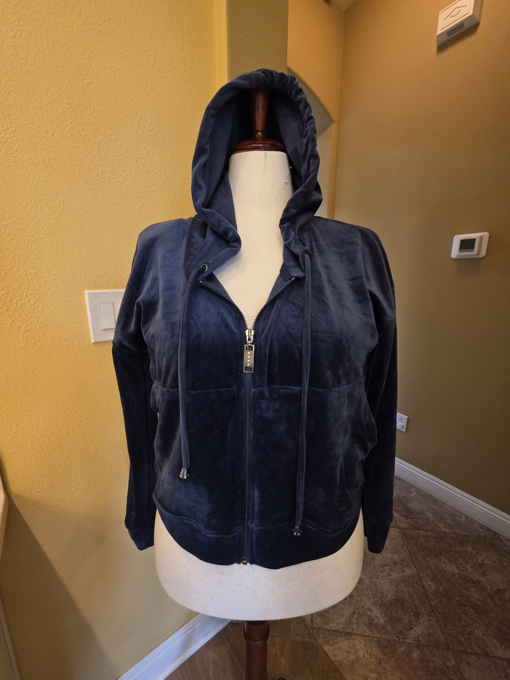 Cable and Gauge Velour Zip-Up Hoodie Jacket in Navy Blue